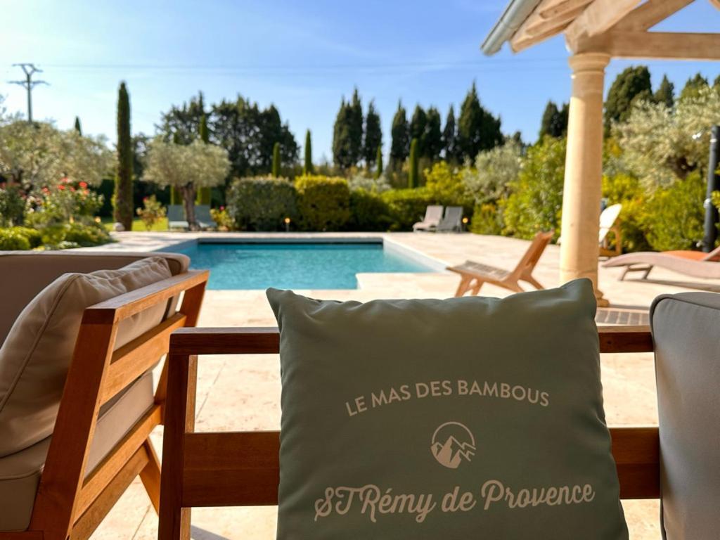 Mas Des Bambous Hotel Saint-Remy-de-Provence Exterior photo